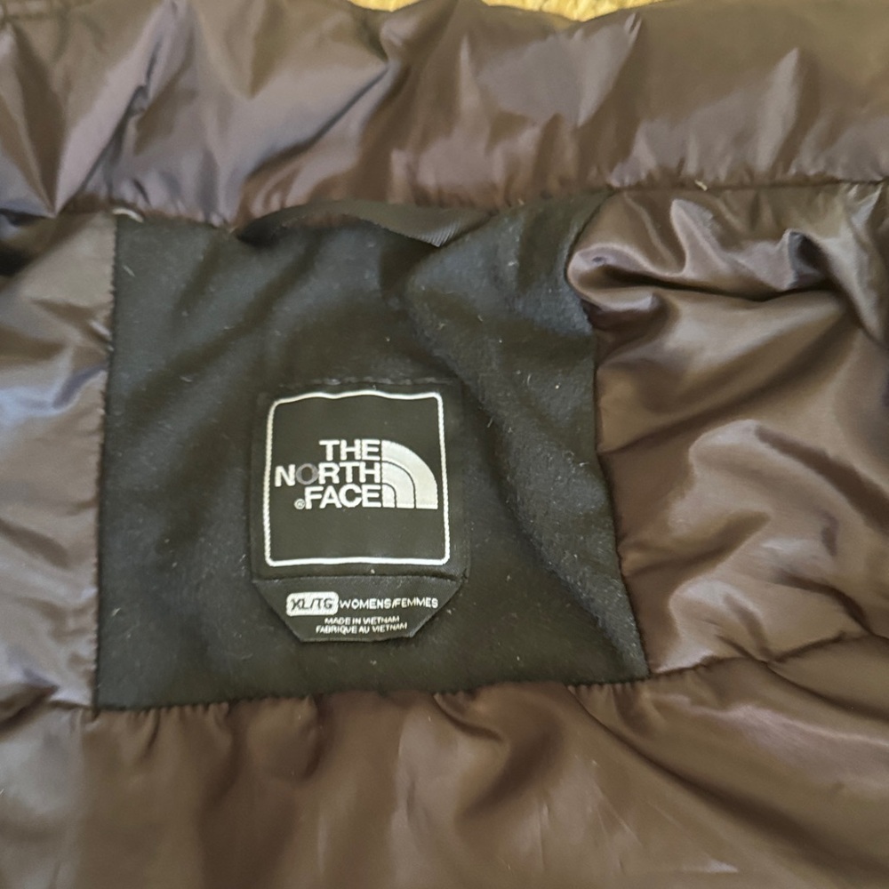 The North Face Dark Brown Insulated Jacket - Picture 3 of 6